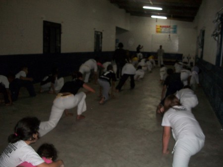 Capoeira todas as terças e Quintas Apartir das 19:30